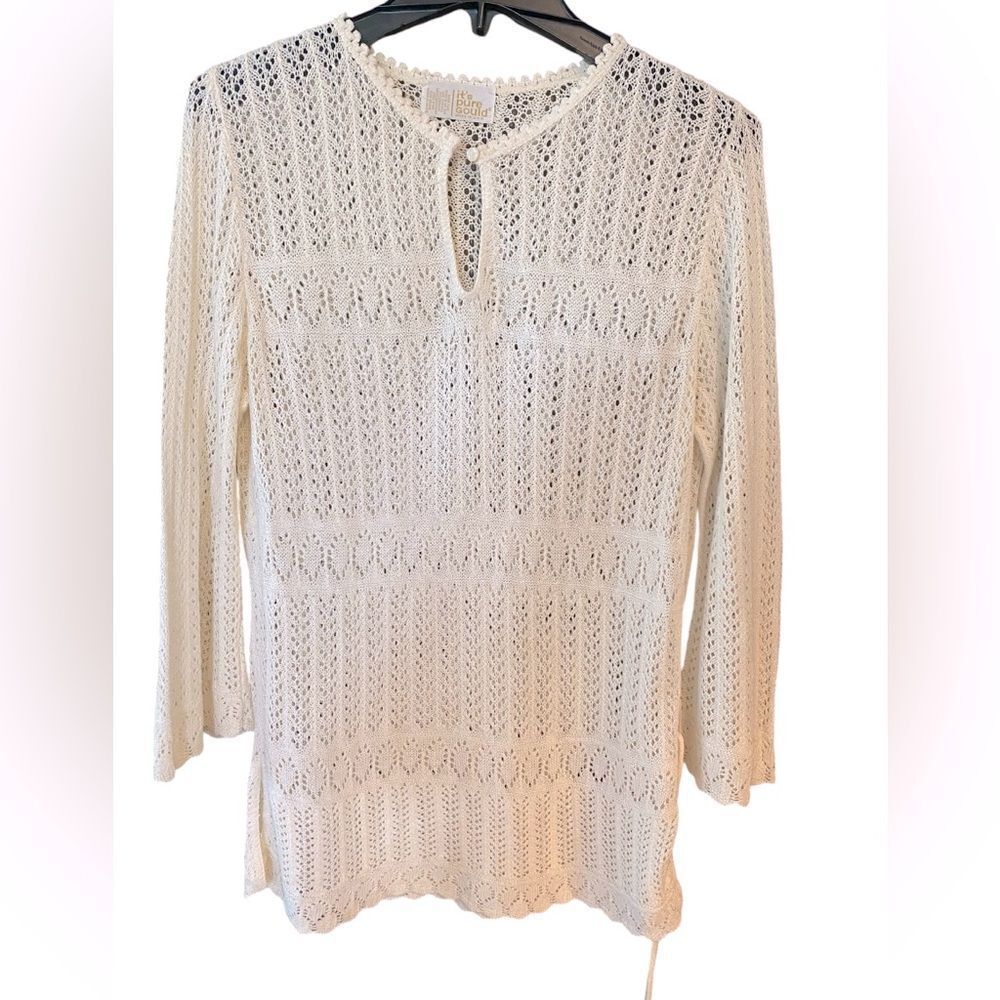 It’s Pure Gould Vtg M* Beige Pearl Keyhole Crocheted Waist Tie Feminine Sweater